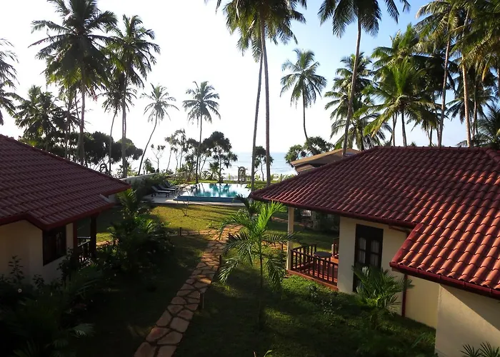 Lanka Beach Bungalows