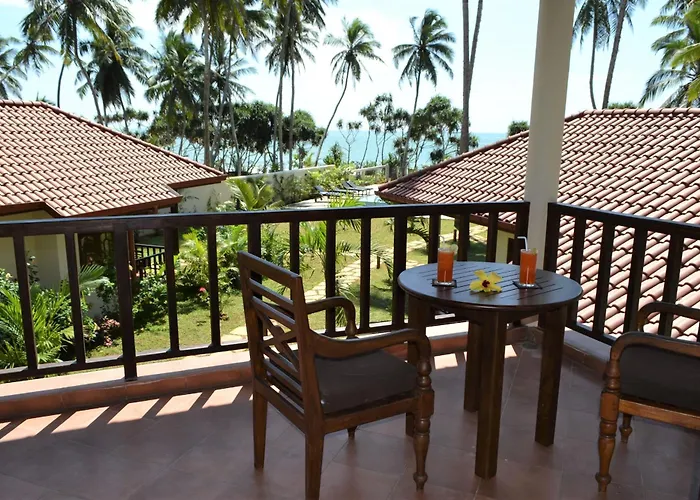 Lanka Beach Bungalows